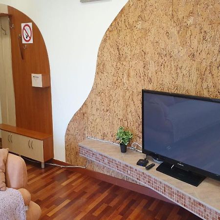 Inn Home Apartments - Pechersk Area Киев Экстерьер фото