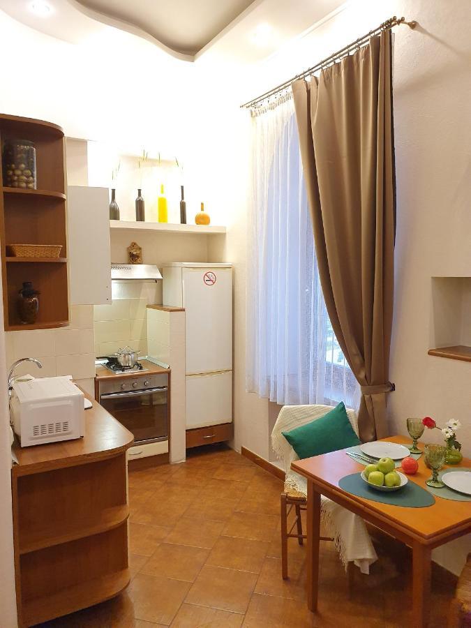 Inn Home Apartments - Pechersk Area Киев Экстерьер фото