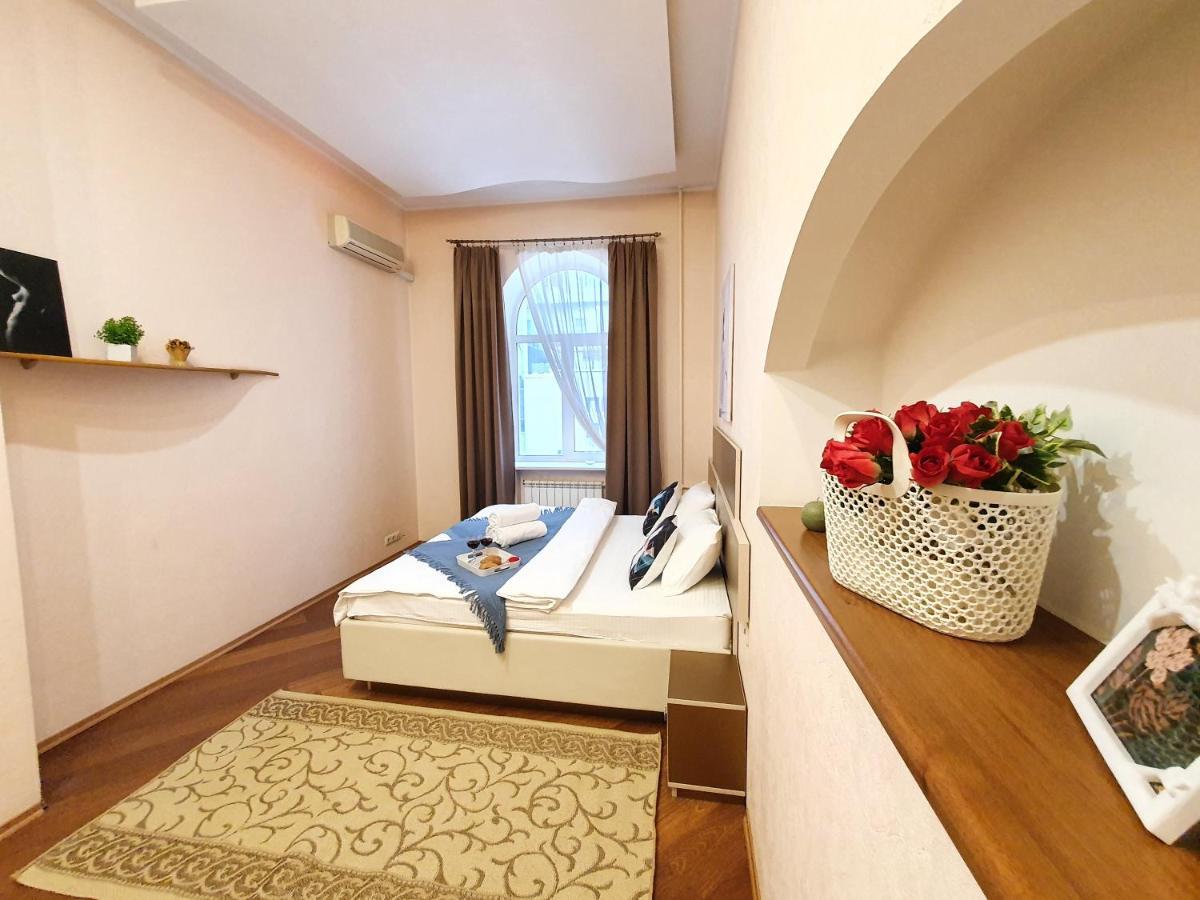 Inn Home Apartments - Pechersk Area Киев Экстерьер фото