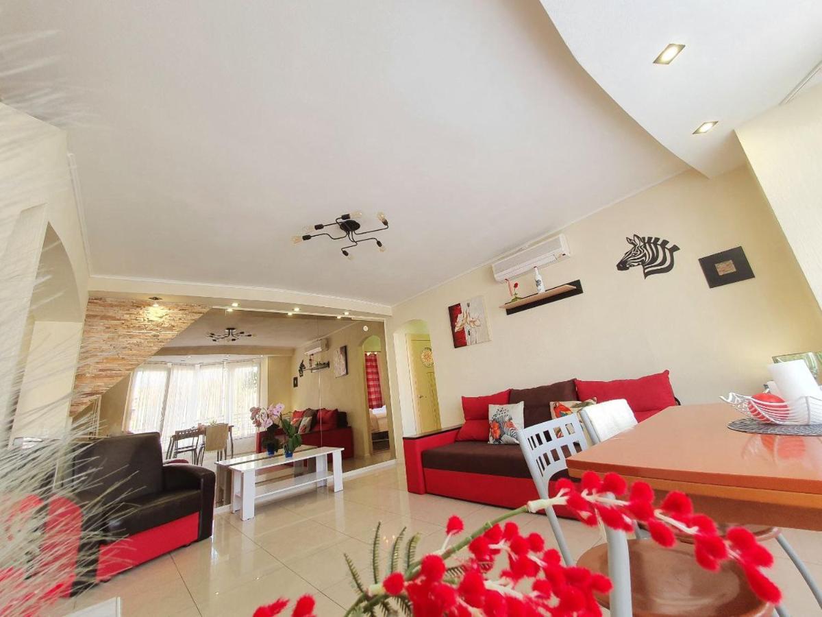 Inn Home Apartments - Pechersk Area Киев Экстерьер фото
