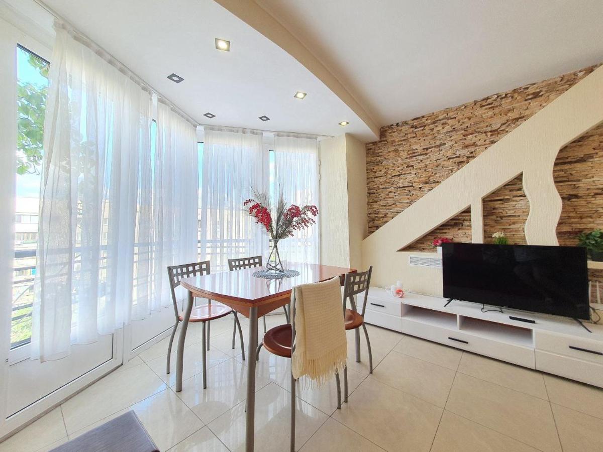 Inn Home Apartments - Pechersk Area Киев Экстерьер фото