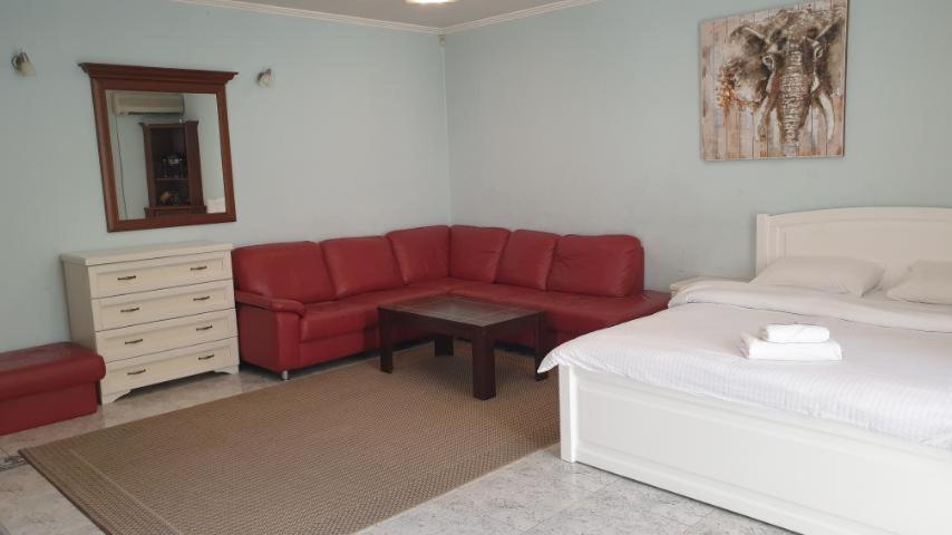 Inn Home Apartments - Pechersk Area Киев Экстерьер фото