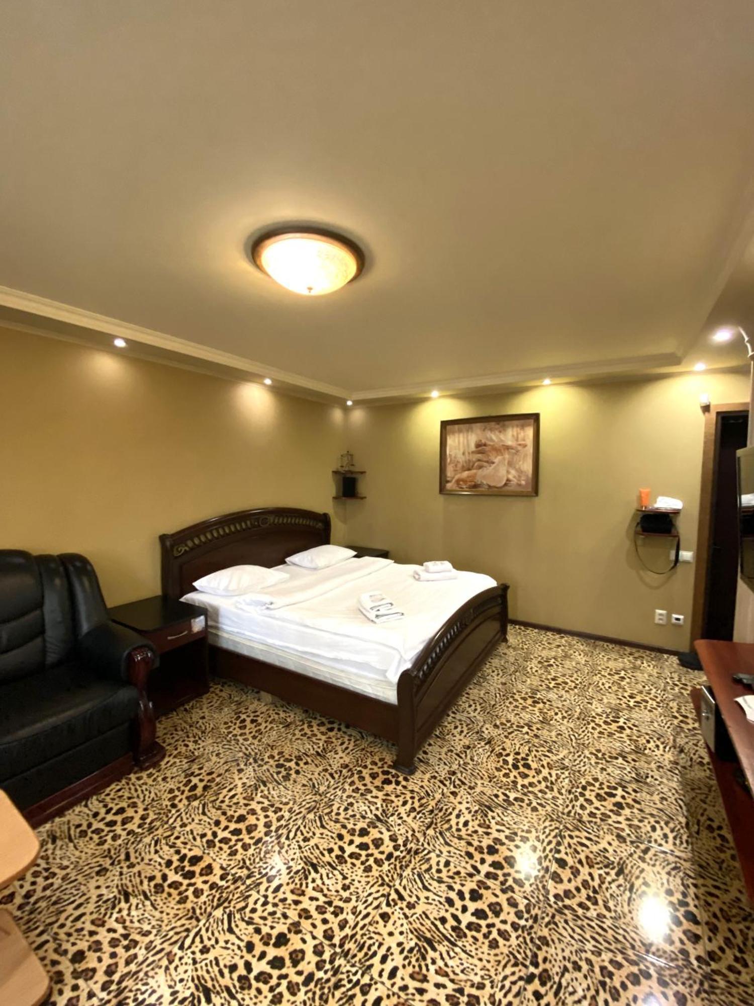 Inn Home Apartments - Pechersk Area Киев Экстерьер фото