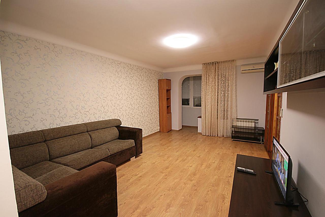 Inn Home Apartments - Pechersk Area Киев Экстерьер фото