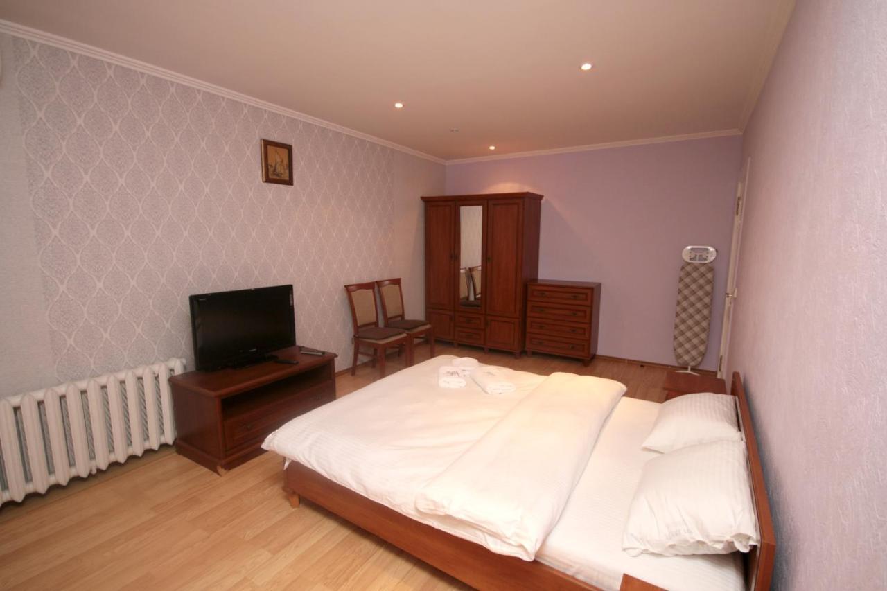 Inn Home Apartments - Pechersk Area Киев Экстерьер фото