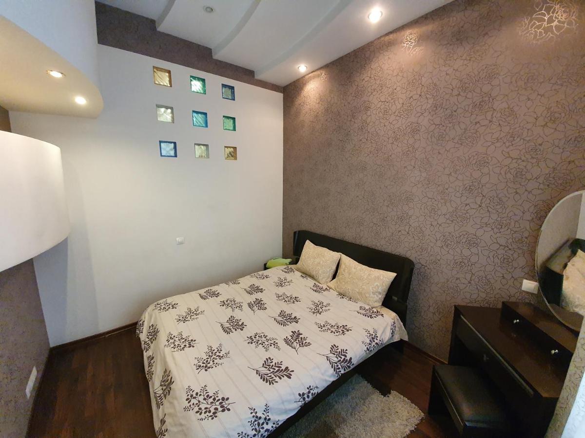 Inn Home Apartments - Pechersk Area Киев Экстерьер фото